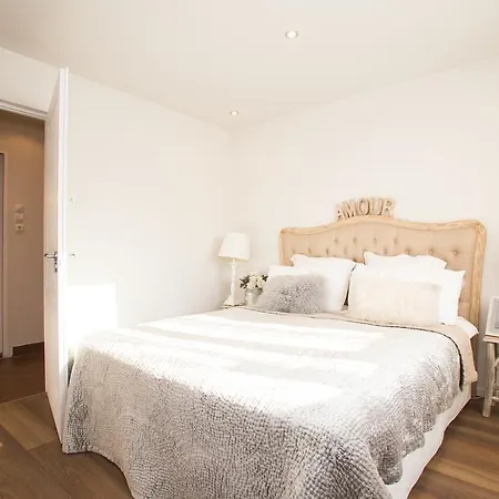 Amour Apartment Bucharest
